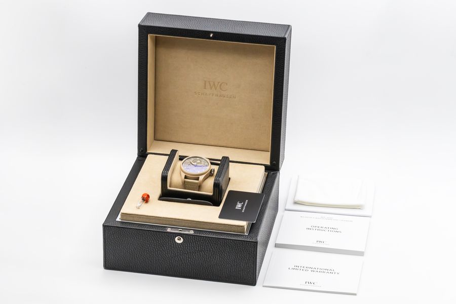 IWC Big Pilot's IW503004